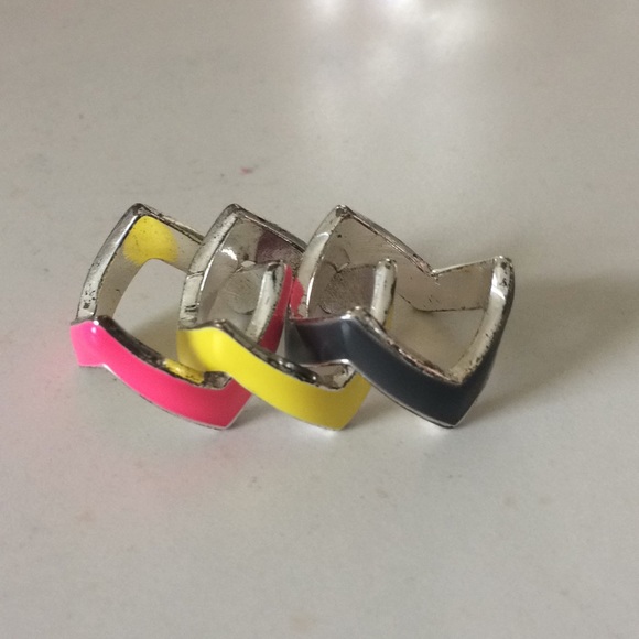 Three stackable rings - Picture 3 of 4